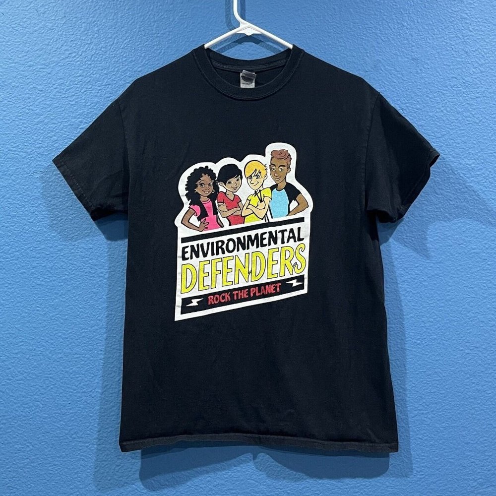 Environmental Defenders Rock The Planet Cartoon Graphic Shirt Size Medium